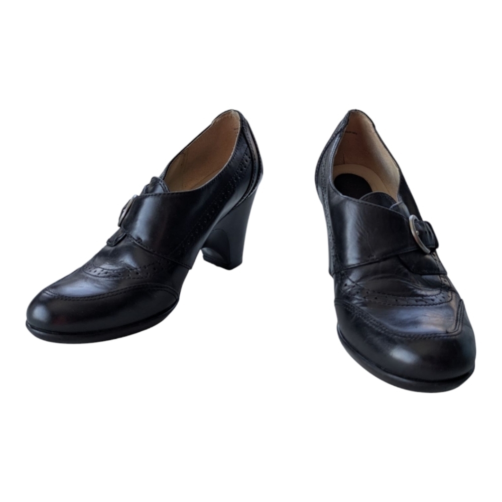 Naturalizer Black Leather Heeled Loafers Shoes Buckles Decorative Stitching 7W